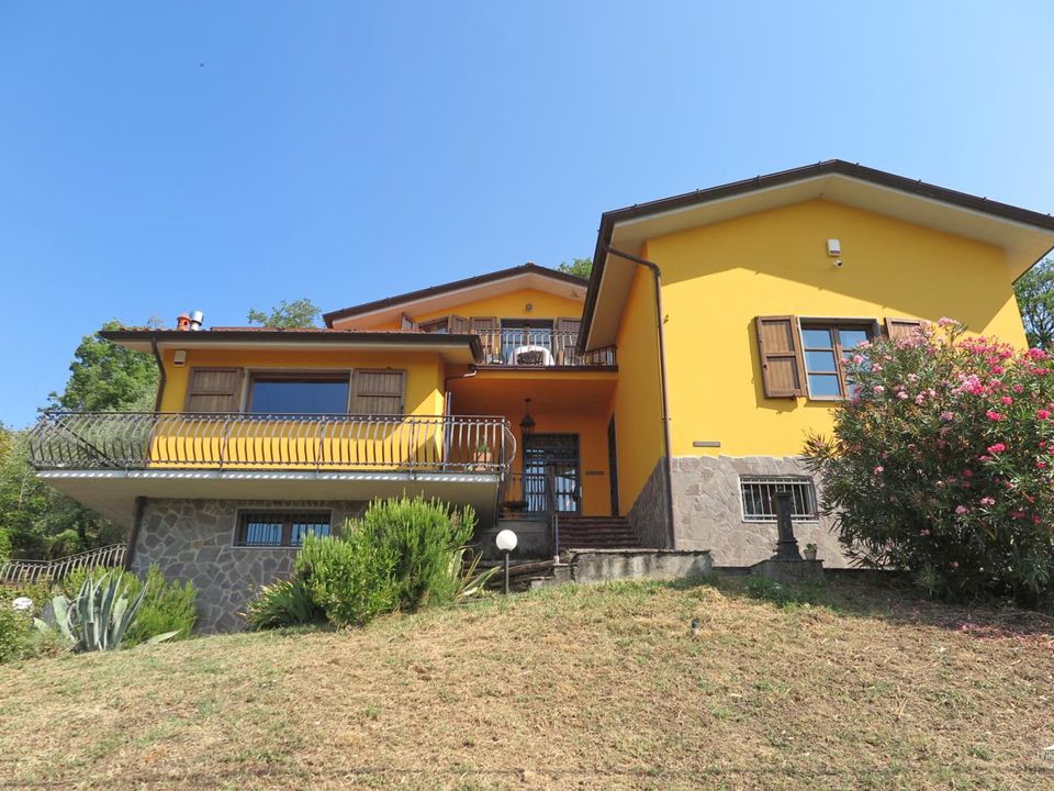 Villa i Bagnone, Massa and Carrara - foto 1