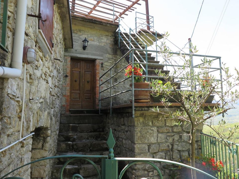Rækkehus i Villafranca in Lunigiana, Massa and Carrara - foto 3