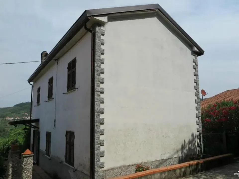 Radhus i Fivizzano, Massa and Carrara - foto 1