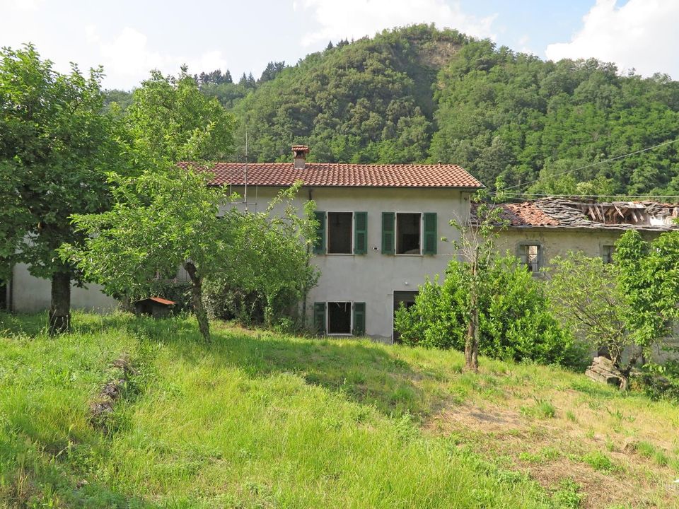 Rækkehus i Fivizzano, Massa and Carrara - foto 2