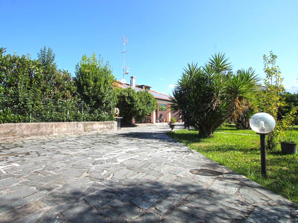 Villa a Carrara, Massa and Carrara - foto 4