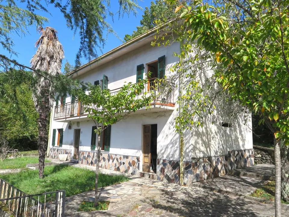 Villa in Fivizzano, Massa and Carrara - foto 1