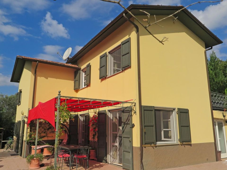 Villa in Fivizzano, Massa and Carrara - foto 1