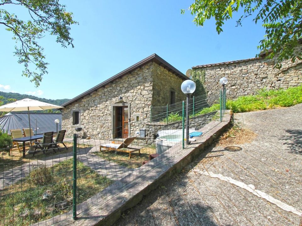 Villa i Fivizzano, Massa and Carrara - foto 2