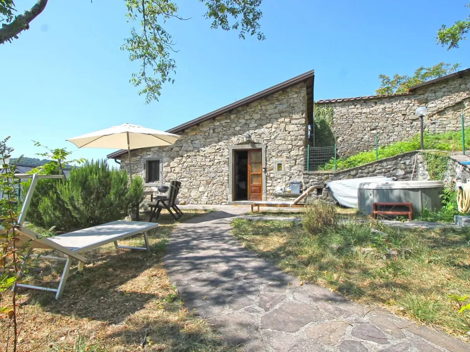 Villa i Fivizzano, Massa and Carrara - foto 3