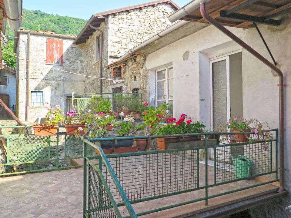 Rækkehus i Mulazzo, Massa and Carrara - foto 2