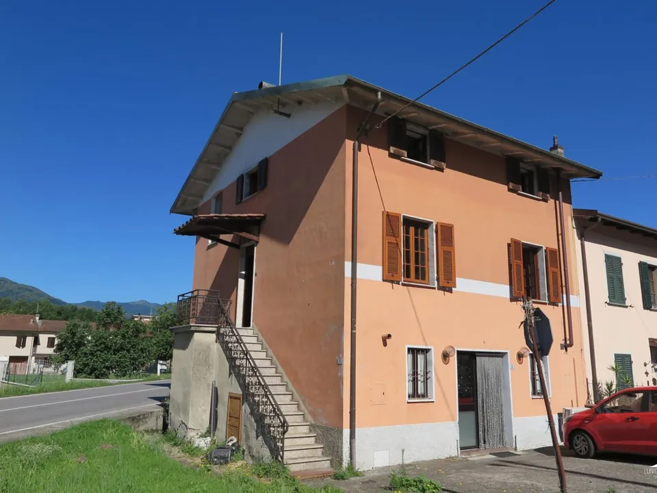 Villa i Filattiera, Massa and Carrara - foto 1
