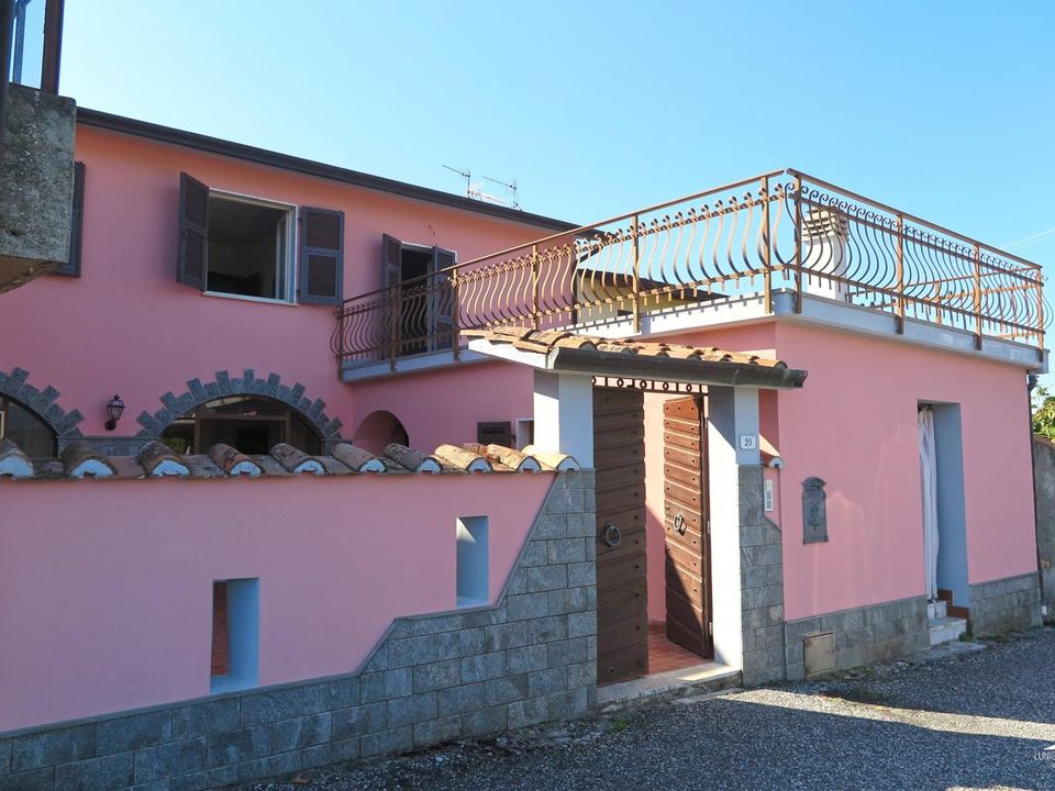 Rækkehus i Fivizzano, Massa and Carrara - foto 1