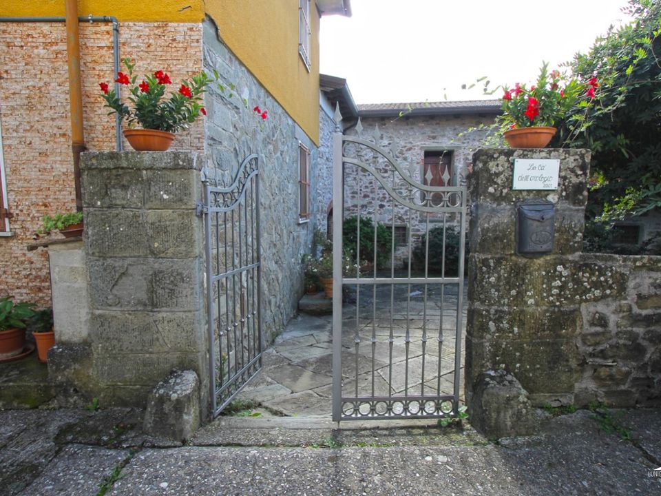 Erhvervsejendom i Casola in Lunigiana, Massa and Carrara - foto 4