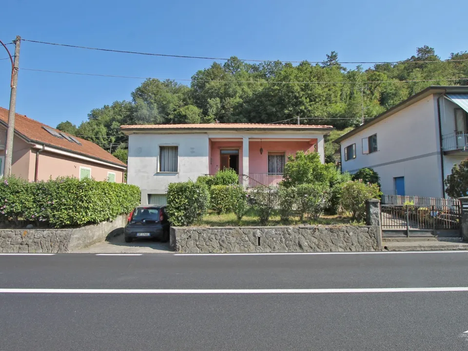 Villa en Fivizzano, Massa and Carrara - foto 1