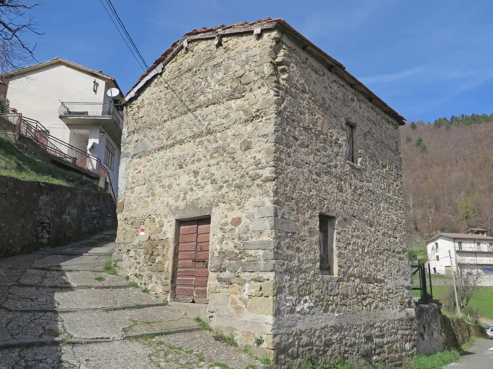 Herregård i Comano, Massa and Carrara - bilde 1