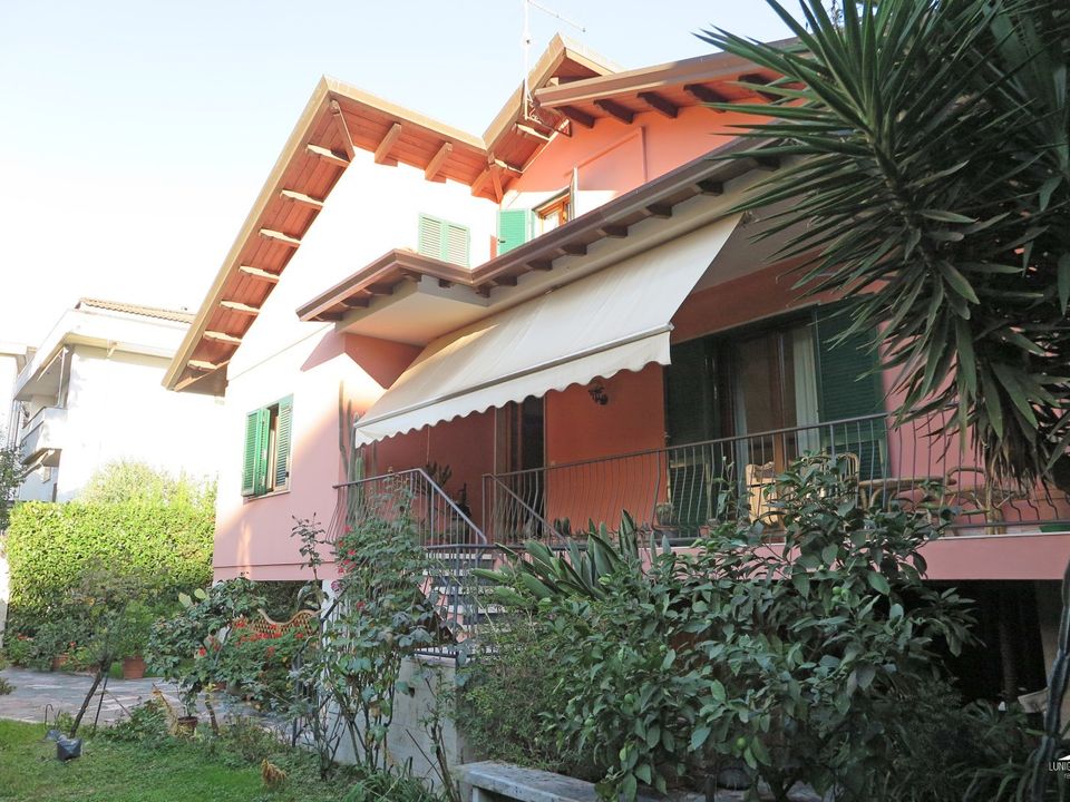 Villa a Carrara, Massa and Carrara - foto 3