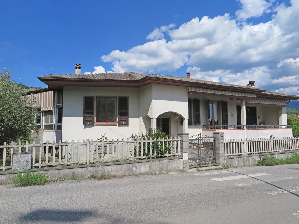 Villa i Pontremoli, Massa and Carrara - bilde 1