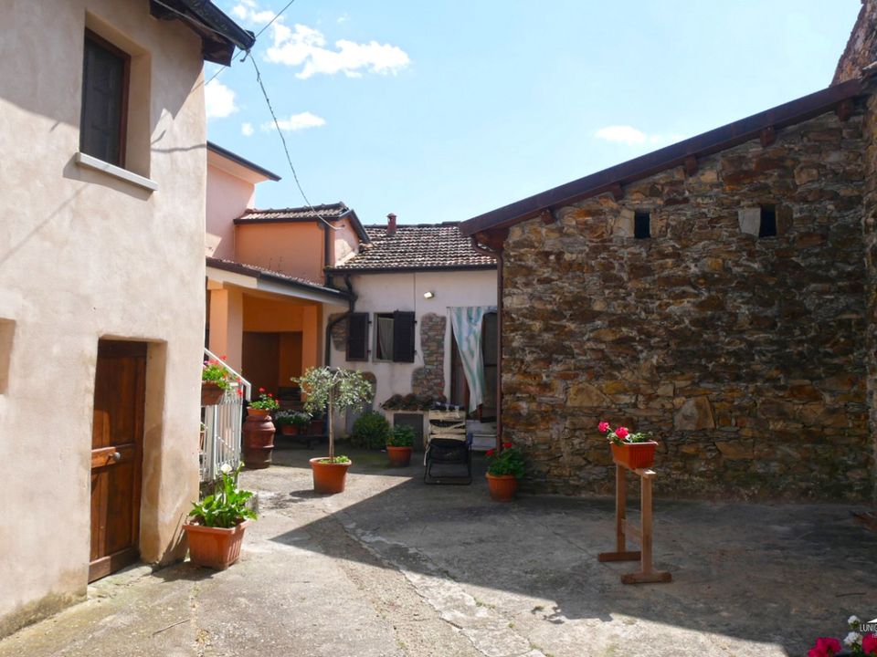 Landejendom i Fivizzano, Massa and Carrara - foto 2