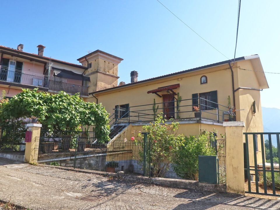 Rækkehus i Bagnone, Massa and Carrara - foto 1