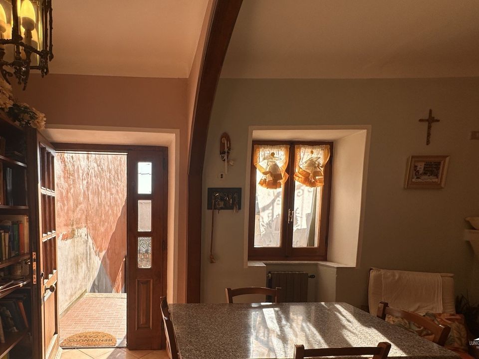 Rækkehus i Podenzana, Massa and Carrara - foto 2