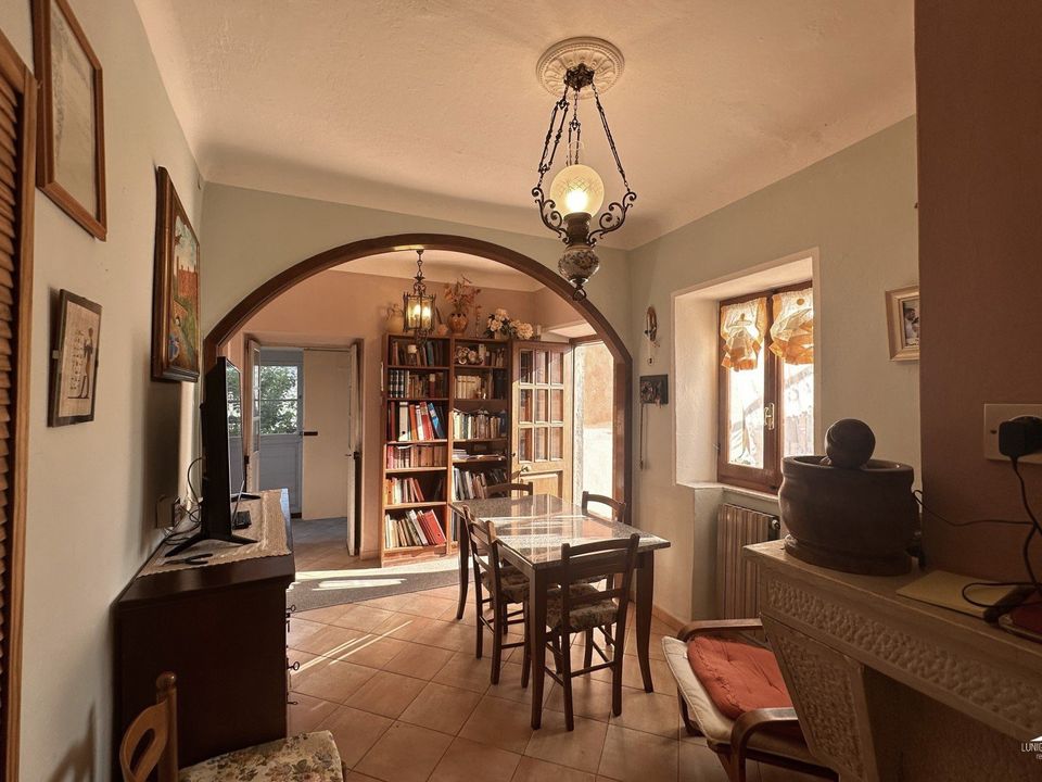 Rækkehus i Podenzana, Massa and Carrara - foto 4