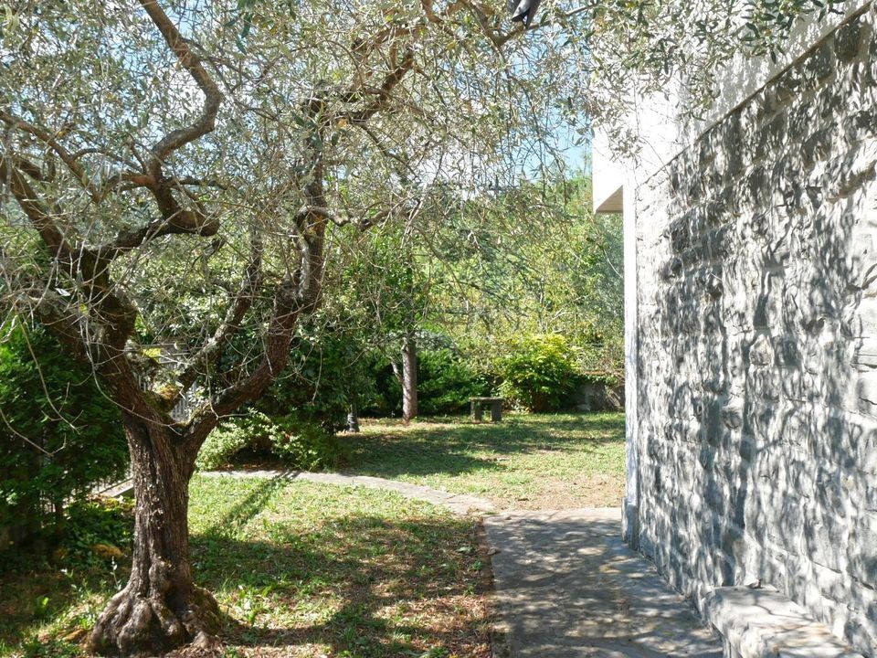 Villa - Fivizzano, Massa and Carrara - photo 5