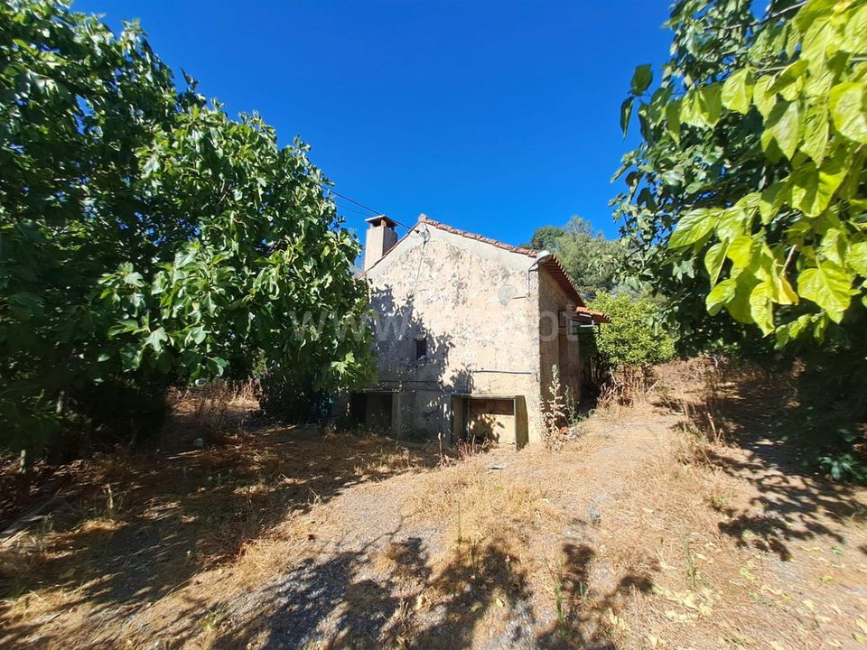 Helårsgrund i Fundao, Castelo Branco - foto 1