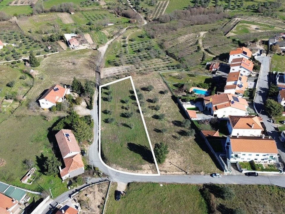 Helårsgrund i Ferro, Castelo Branco - foto 4