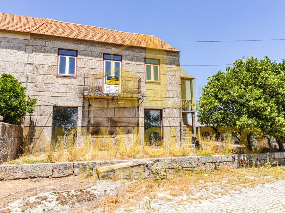 Villa Tourais e Lajes, Guarda - foto 1