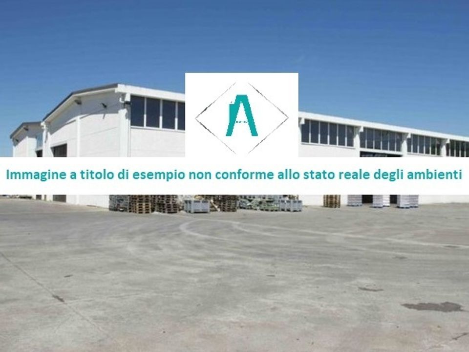 Erhvervsejendom i Pogno, Novara - foto 1