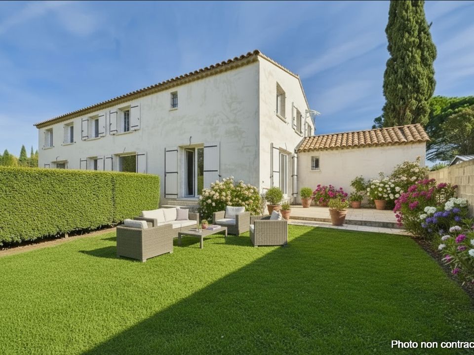 Villa i Cabannes, Bouches-du-Rhone - foto 1