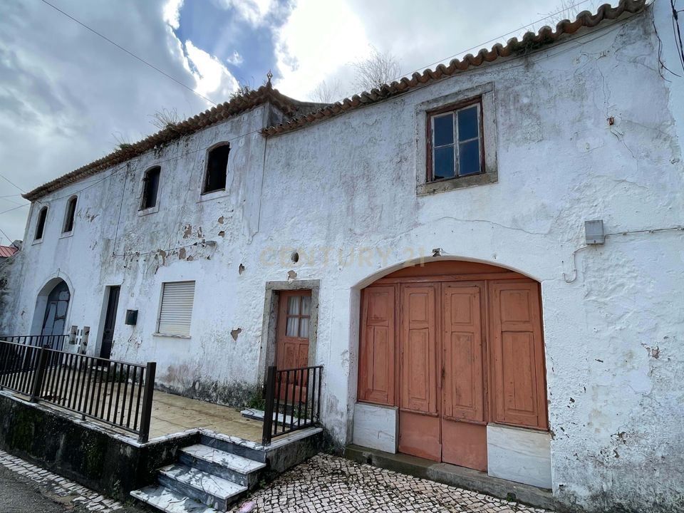 L'establiment comercial a Sao Pedro da Cadeira, Lisbon - foto 4