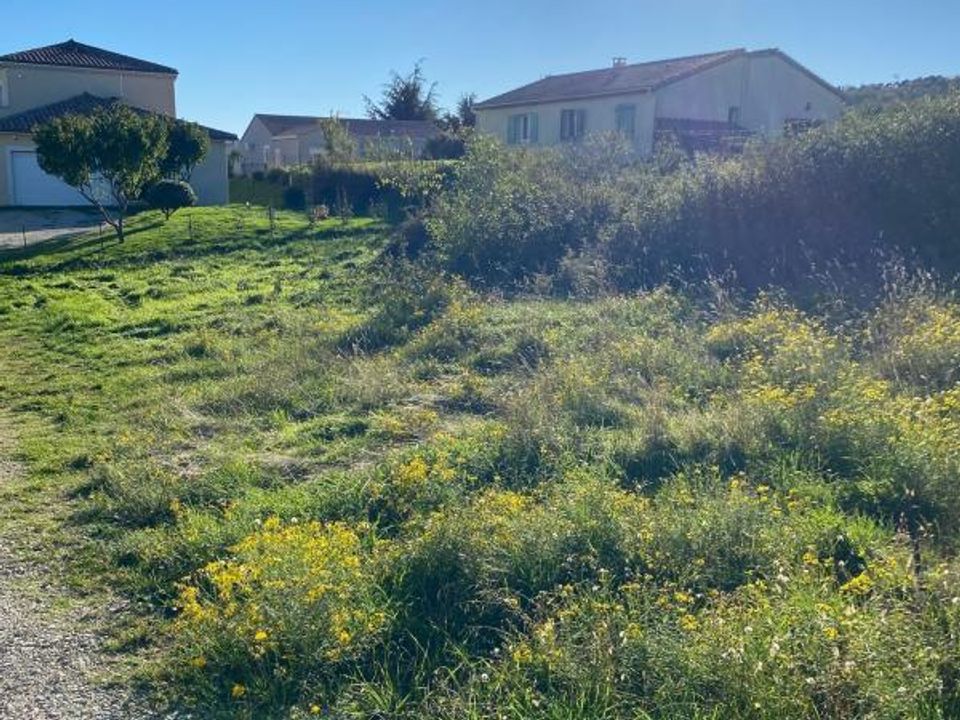 Helårsgrund i Saint-Péray, Ardeche - foto 3
