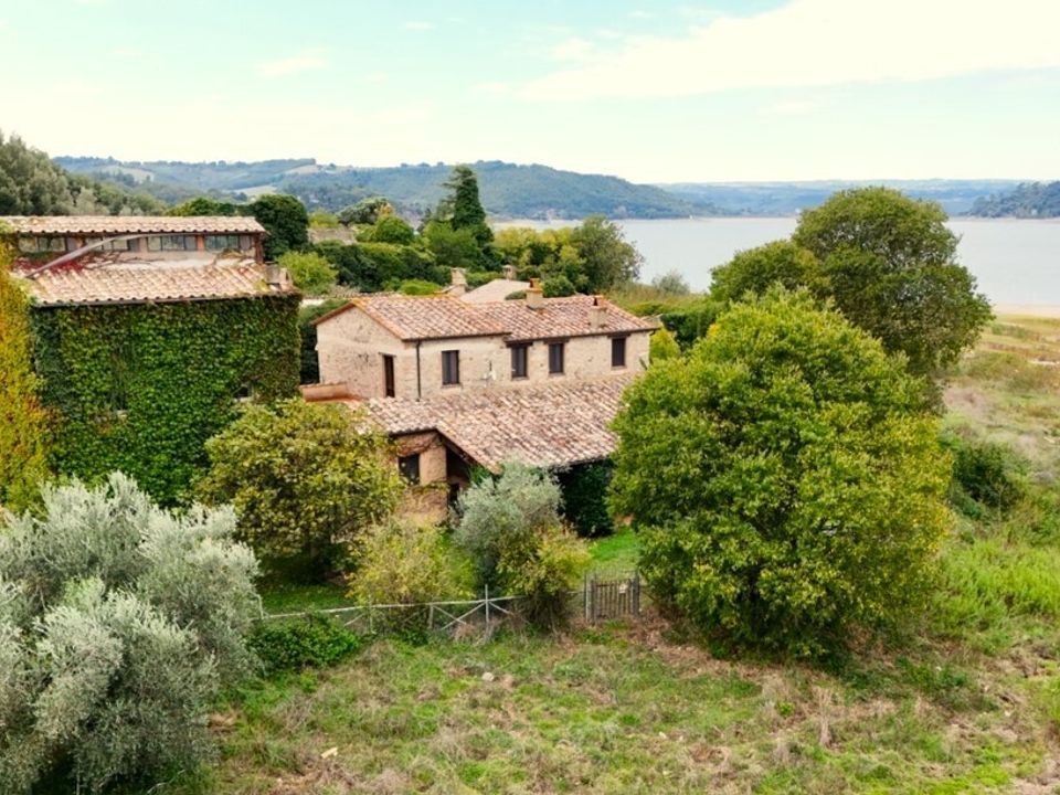 Villa i Baschi, Terni - foto 1