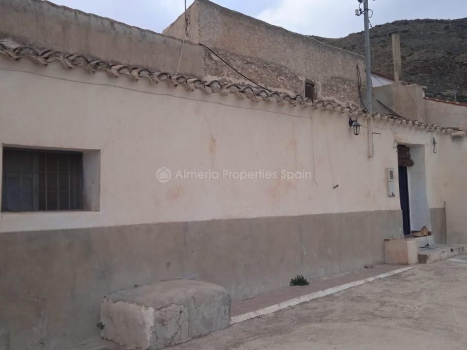 Farm hus i Oria, Almeria - foto 1