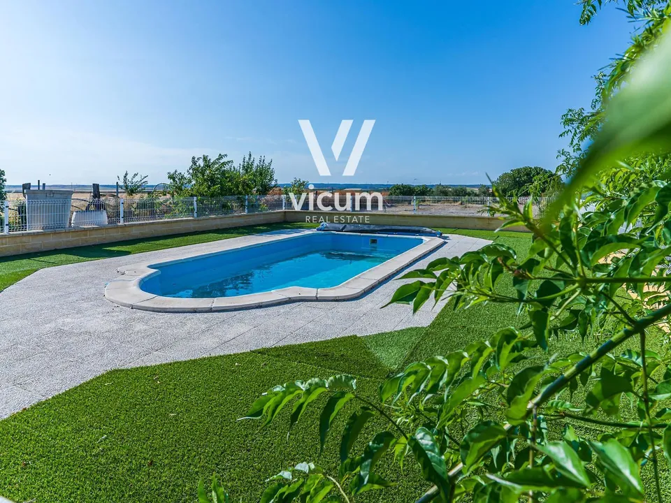 Villa i La Palma Del Condado, Huelva - foto 1