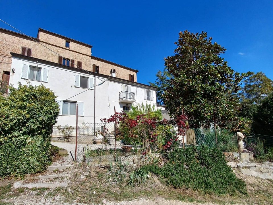 Villa i Falerone, Fermo - bilde 1