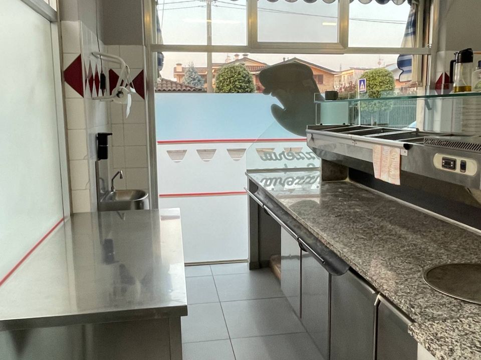 Erhvervsejendom i Busto Arsizio, Varese - foto 3