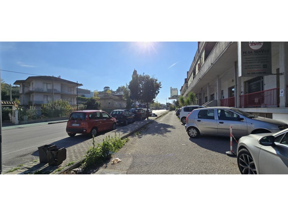Erhvervsejendom i Pescara, Pescara - foto 3