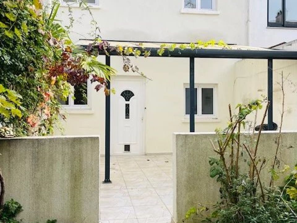 Villa i Bagnolet, Seine-Saint-Denis - foto 1