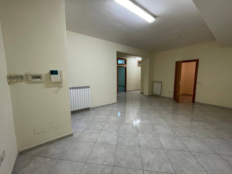 Erhvervsejendom i Casapulla, Caserta - foto 4