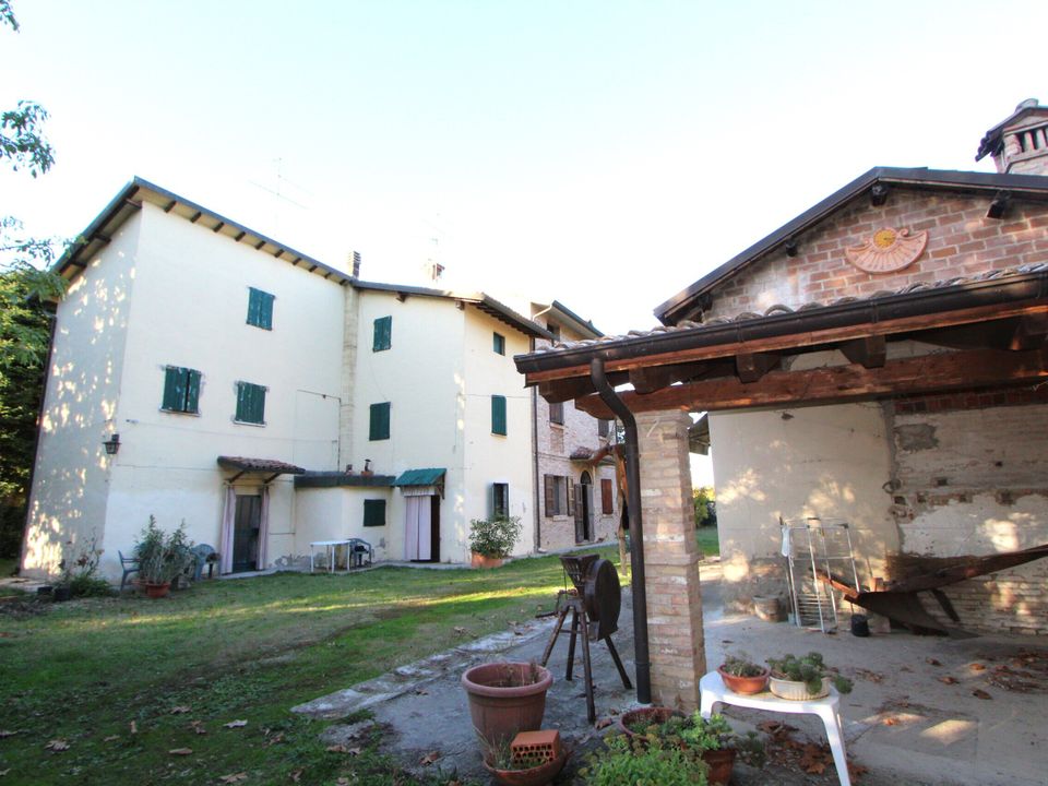 Stadthaus in Valsamoggia, Bologna - Foto 1