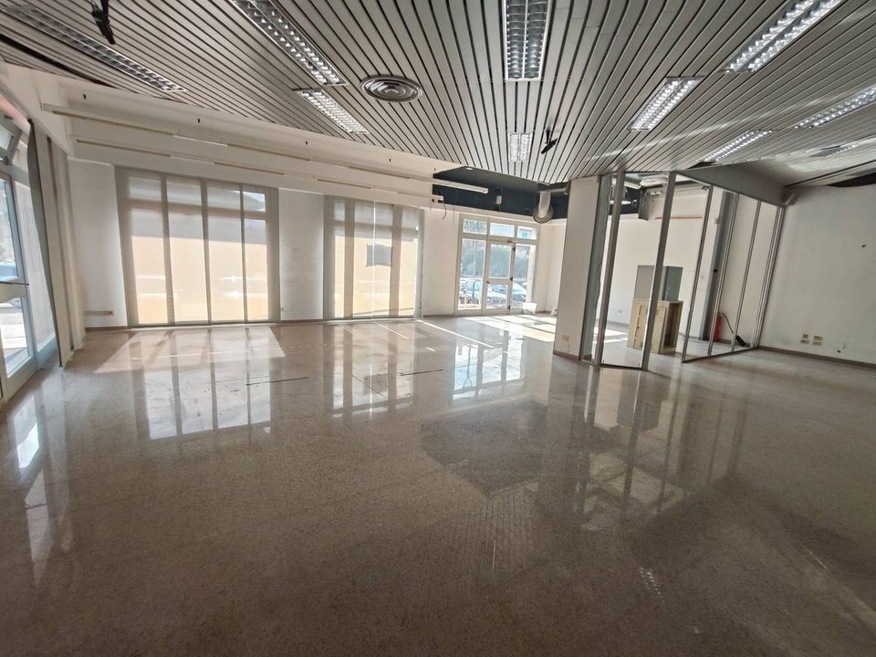 L'establiment comercial a Monteprandone, Ascoli Piceno - foto 1