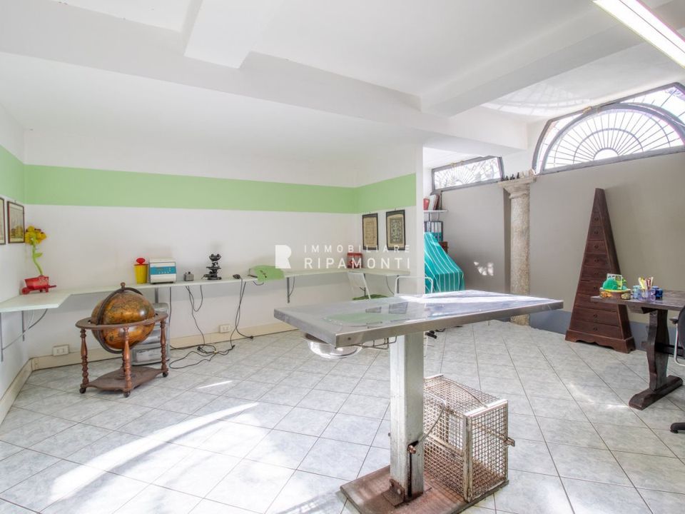 L'establiment comercial a Olginate, Lecco - foto 5