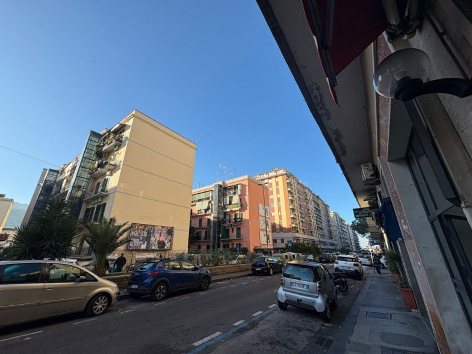 Erhvervsejendom i Naples, Naples - foto 4