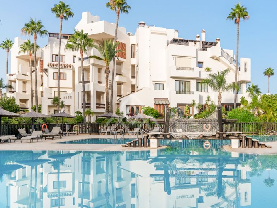 Lejlighed i El Paraiso, Malaga - foto 1