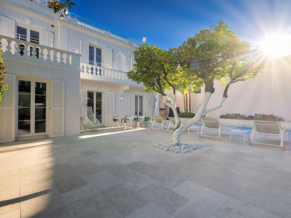 Villa i Antibes, Alpes-Maritimes - foto 1