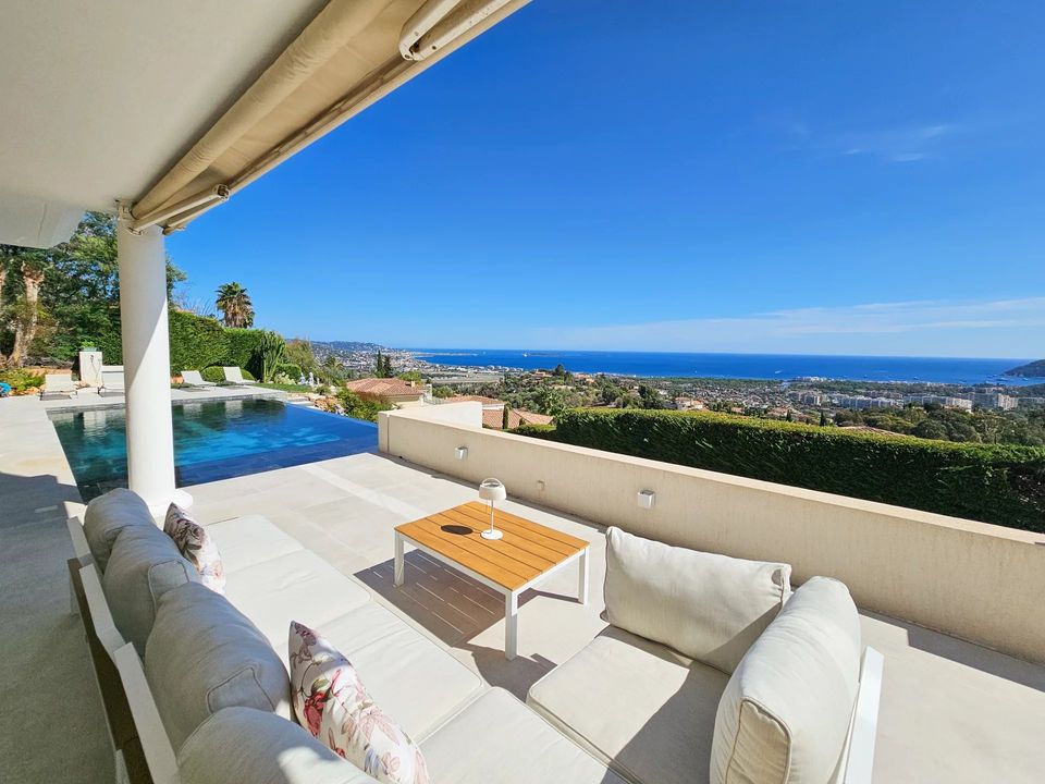 Villa i Mandelieu-la-Napoule, Alpes-Maritimes - bilde 2