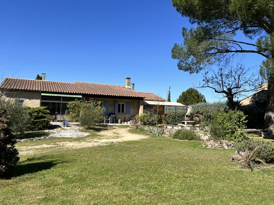 Villa in Maubec, Vaucluse - photo 2