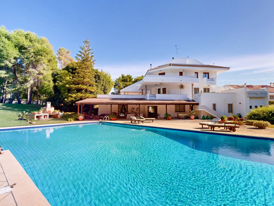 Villa in Lecce, Lecce - foto 1