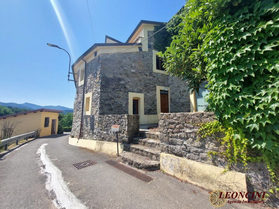 Landejendom i Aulla, Massa and Carrara - foto 1
