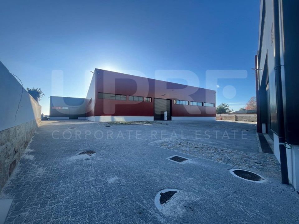 L'establiment comercial a Vila Nova da Telha, Porto - foto 2