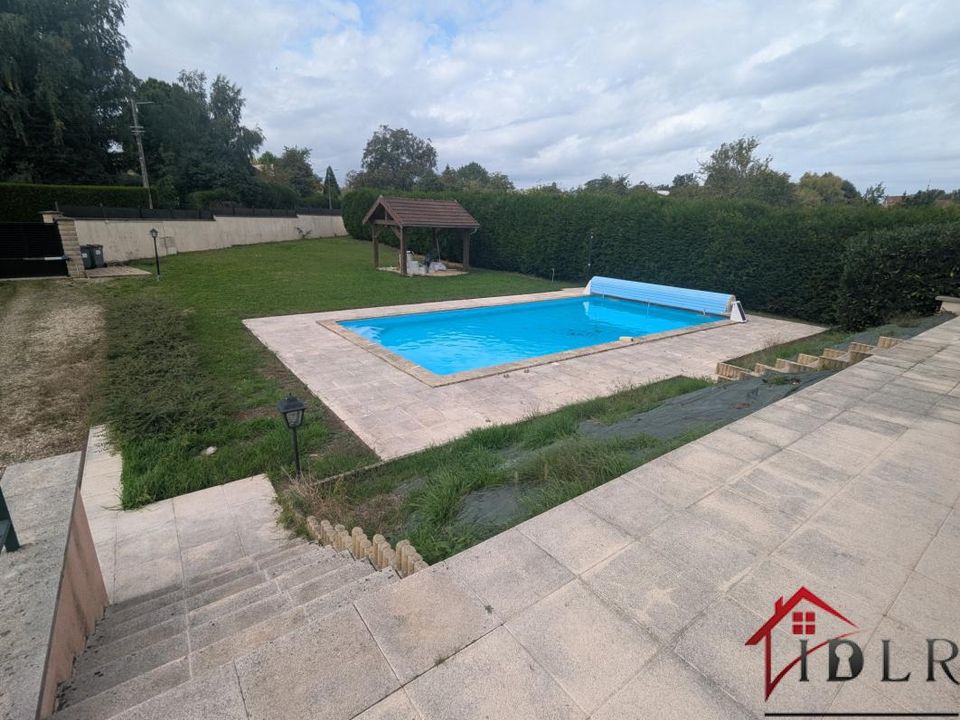 Villa i Gray, Haute-Saone - foto 1