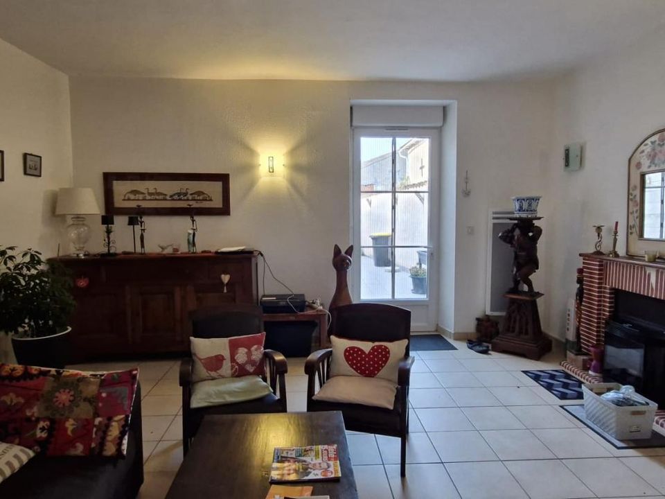 Landsbyhus i Mortagne-sur-Gironde, Charente-Maritime - bilde 4